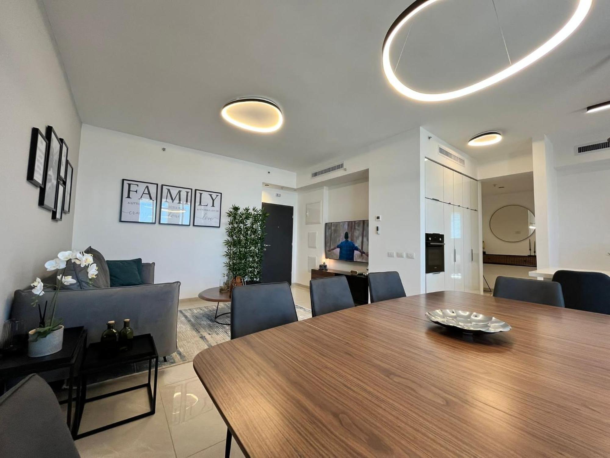 New Luxuries 3 Bedroom Apartment In J Tower 예루살렘 외부 사진